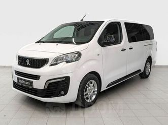 peugeot-traveller-2021