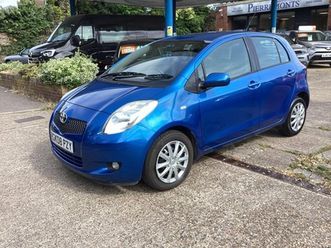 TOYOTA YARIS blue-74-677-miles