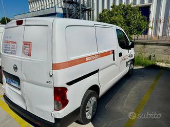 nissan nv 200 2016