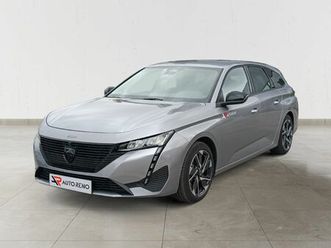 <li class=breadcrumbs-module_list-item__zg-6q peugeot 308 active plug-in hybrid 180 cv e-eat8 </ol>