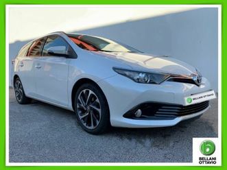 toyota auris station wagon 1.6 d-4d active del 2016 usata a feltre