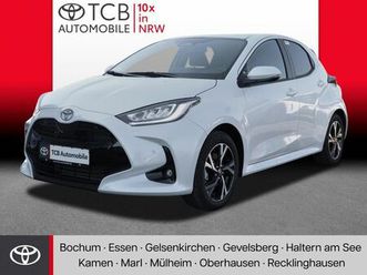 toyota-yaris-1-5-hybrid-teamplayer-kamera-klima-alu-bt