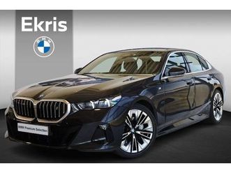 bmw i5 - edrive40 | m sportpakket | glazen panoramadak | trekhaak elektrisch | stuur- en stoelverwa