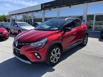 RENAULT CAPTUR renault-nuovo-captur-captur-blue-dci-115-cv-edc-intens
