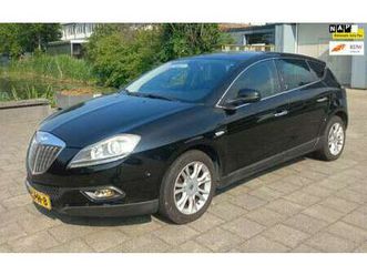 lancia delta - 1.4-16v oro, airco, navigatie, cruise controle, aluminium velgen