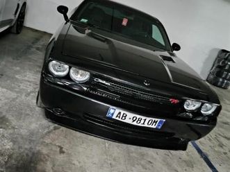 2010 dodge challenger