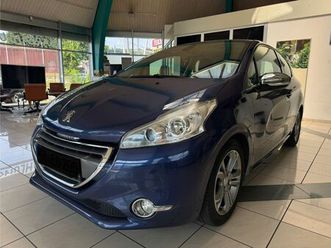 peugeot-208allure-1-4l-topzustand-navi-xenon-euro5