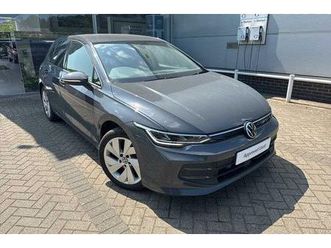 2024-volkswagen-golf-1-5-tsi-match-150ps