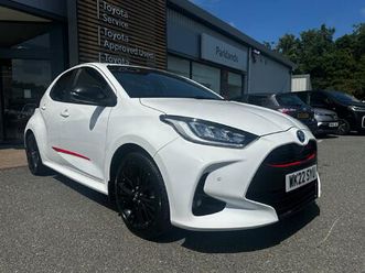 toyota-yaris-dynamic-hatchback's-1-5-vvt-h-dynamic-e-cvt-euro-6-s-s-5dr