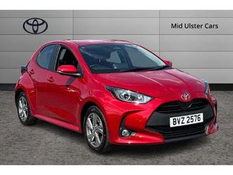 toyota-yaris-icon-hatchback's-1-5-vvt-h-icon-e-cvt-euro-6-start-stop-5dr