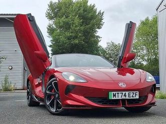 mg cyberster 375kw gt dual motor 77 kwh 2dr awd auto