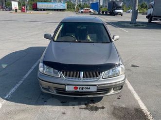 nissan-bluebird-sylphy-2001