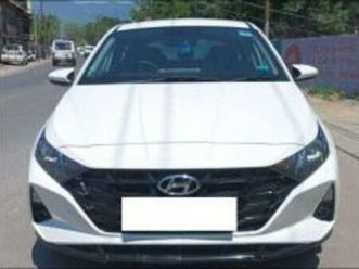 hyundai i20 magna 1.2 mt 2024