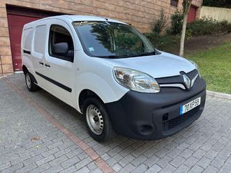 <li class=breadcrumbs-module_list-item__zg-6q renault kangoo 1.5 dci maxi business s/s 3l </ol>