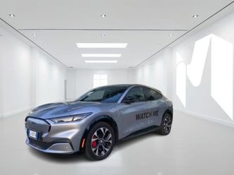 mustang mach-e elettrico standard 269cv