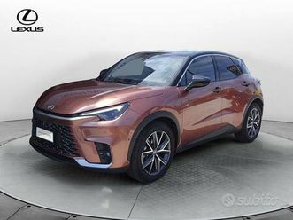 lexus lbx hybrid cool