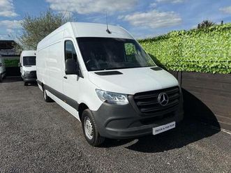 2-1-314-cdi-progressive-rwd-l4-h2-euro-6-start-stop-5dr