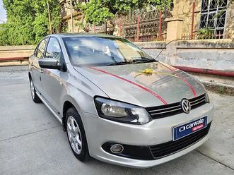 VOLKSWAGEN VENTO