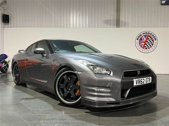 3.8 v6 track edition coupe 2dr petrol auto 4wd euro 5 (550 ps)