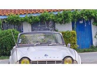 1965 triumph tr4 roadster a vendre