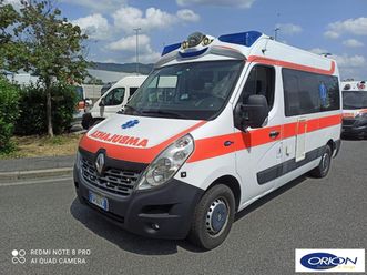 renault master ambulanza (3569)