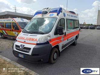peugeot boxer ambulanza (3985) vp