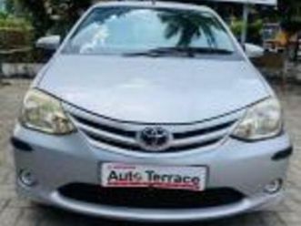 toyota-etios-liva-g-sp-2013