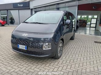 staria staria 1.6 hev at 2wd 9 posti wagon