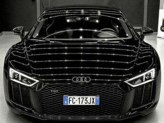 coupe 5.2 v10 fsi plus performance quattro permute