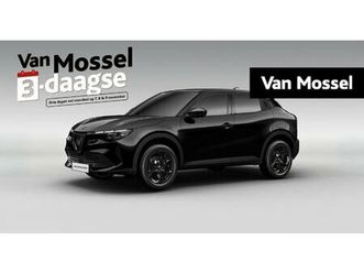 ALFA ROMEO JUNIOR IBRIDA alfa-romeo-junior-1-2-turbo-hybrid-ibrida-8-jaar-fabrieksgarantie-apple-android-carp