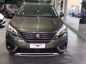 5008 puretech turbo 130 s&amp;s eat8 allure automatica