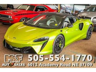 used 2023 mclaren artura vision