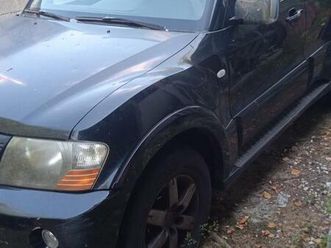 mitsubishi pajero (2000-2007) - 2005