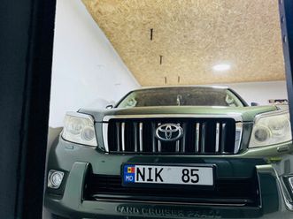 toyota land cruiser prado an. 2010