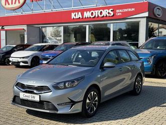 kia ceed 1,5 tgdi 7dct spin doprodej sw kombi - kombi benzin
