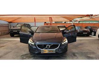 volvo v40 2.0 d3 momentum