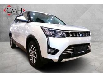 2024 mahindra xuv 300 1.2t | w8