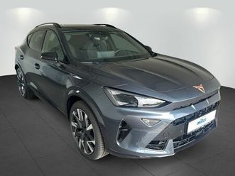 cupra formentor vz 2.0 tsi 245 kw 4drive,led,ahk,dcc