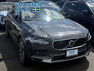 new 2025 volvo v90 cross country b6 ultra