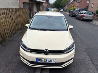 volkswagen touran 2.0 tdi scr dsg 7 sitzer pdc v+h kamera..