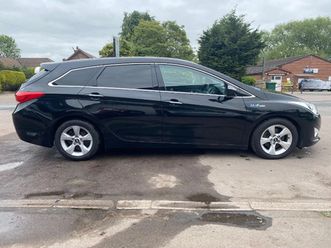 hyundai i40 1.7 crdi blue drive style estate * â?35 road tax * sat nav * | ebay uk