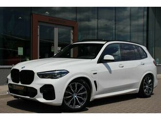 bmw x5 - xdrive45e high executive | m pakket | pano | luchtvering | trekhaak |