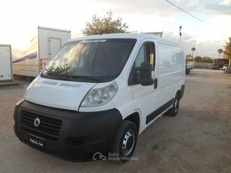 35c11 cassone fisso con gru