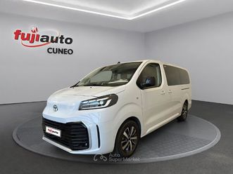 proace verso 2.0d 144cv s&s l2 executive d 8p.ti