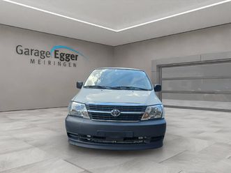 hiace kombi 2.5 d-4d 4x4