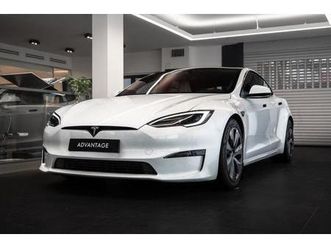 tesla model s plaid autopilot/pano/led