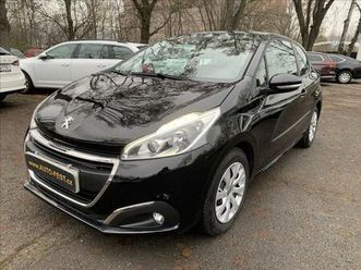 peugeot 208 1,2 i 1.majitel,čr,serviska