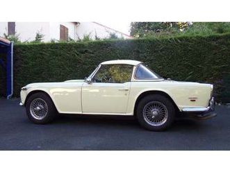 1968 triumph tr250 jaune manuel, 4 vitesses conduite à ga...