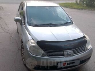 продажа nissan tiida latio, 2005 год в новосибирске