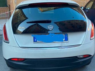 lancia delta (2008-2015) - 2012